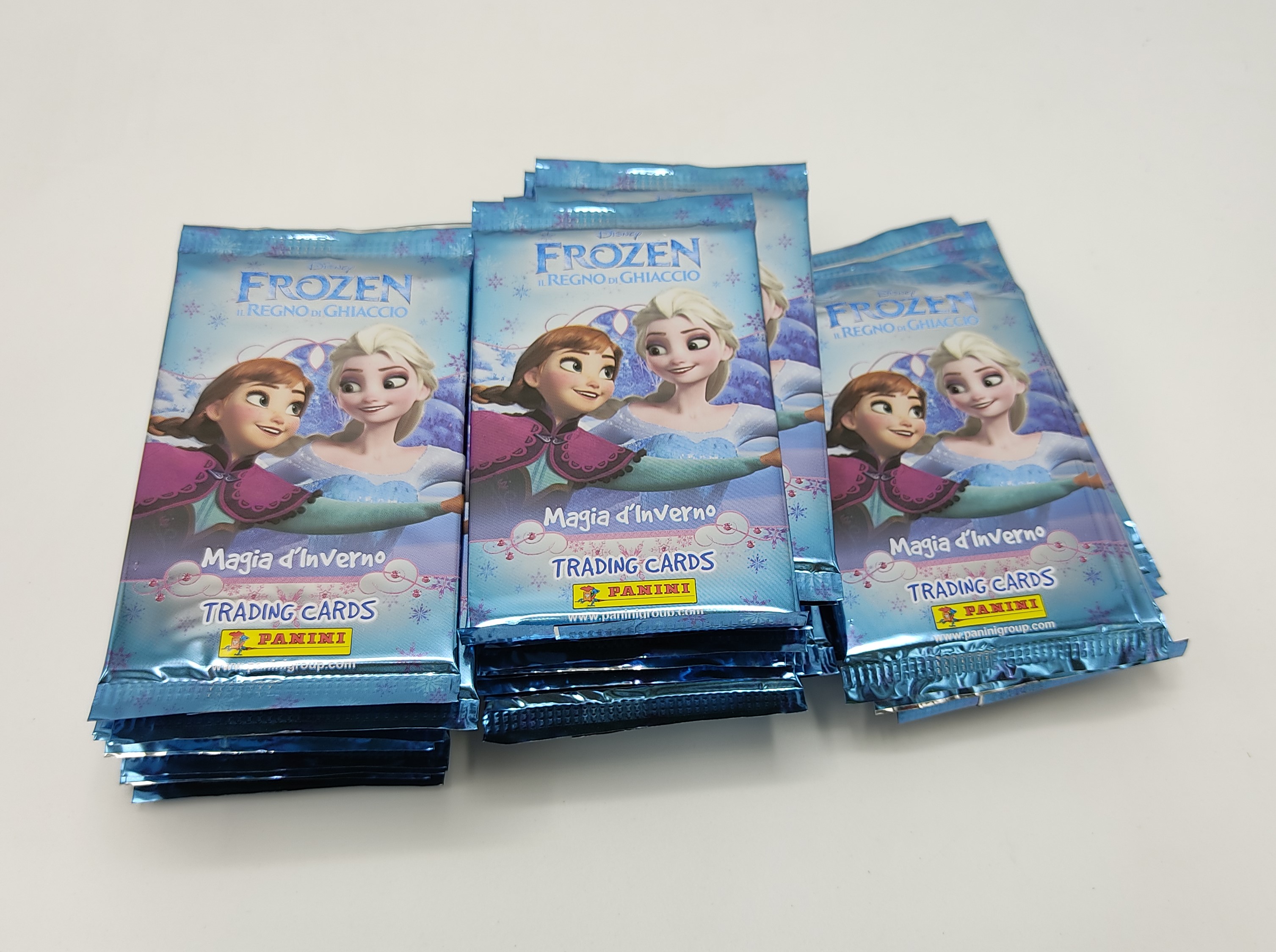 Panini leva magia da neve à coleção de cards Frozen, da Disney
