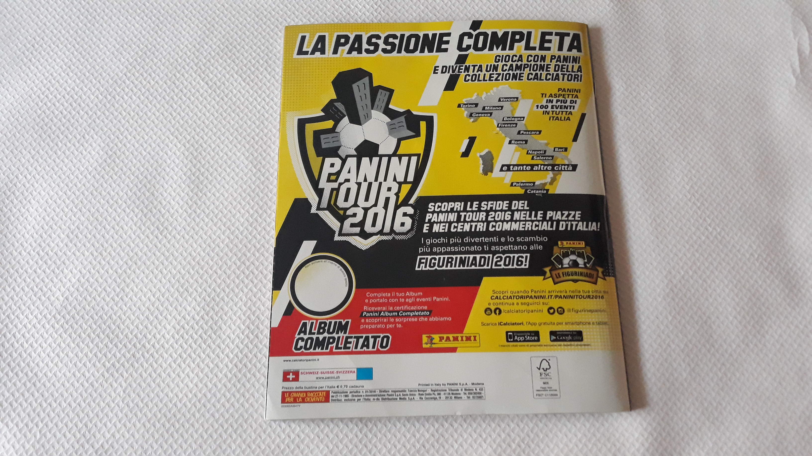 ALBUM CALCIATORI PANINI 2015/16 COMPLETO DI FIGURINE ATTACCATE