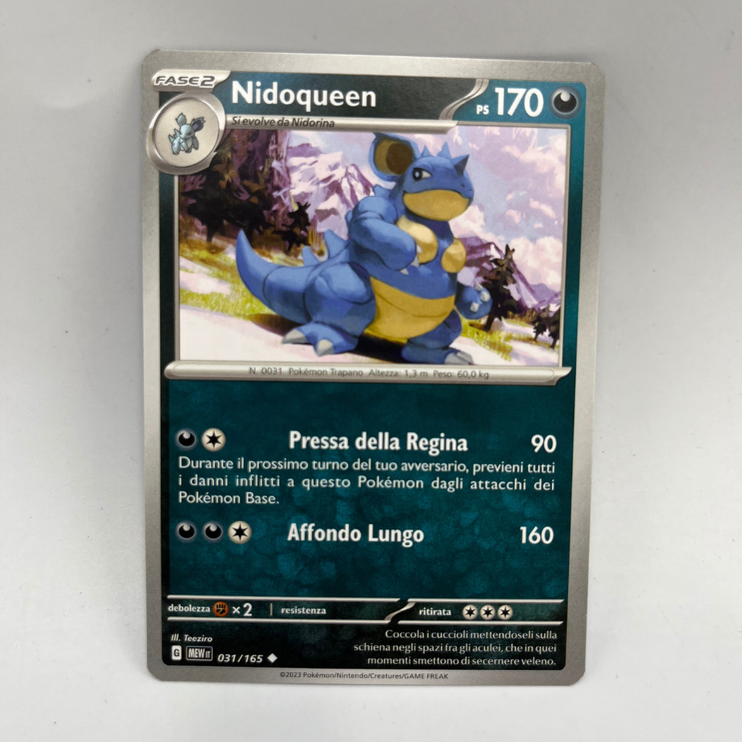 Carte Pokémon NIDOQUEEN PEU COMMUNE (IT) | 031-165 Violet Écarlate 151